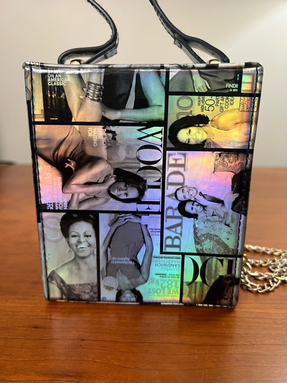 Michelle Obama magazine‎ cover collage hard case clutch gold chain strap - Picture 3 of 8
